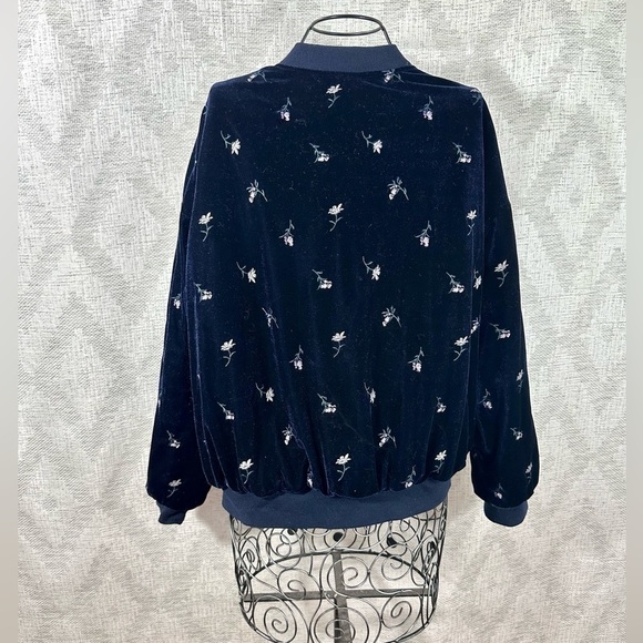 C.O.L.Z.A super sophisticated factory velour floral embroidered puffer jacket - Picture 12 of 14